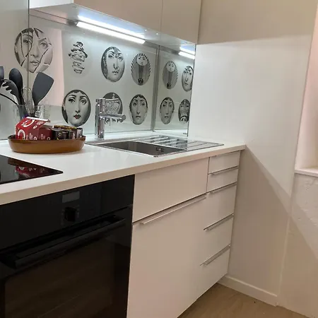 Apartment Picasso Walk Cosy Charm In Heart Of Old Town Ac And Wifi Antibes